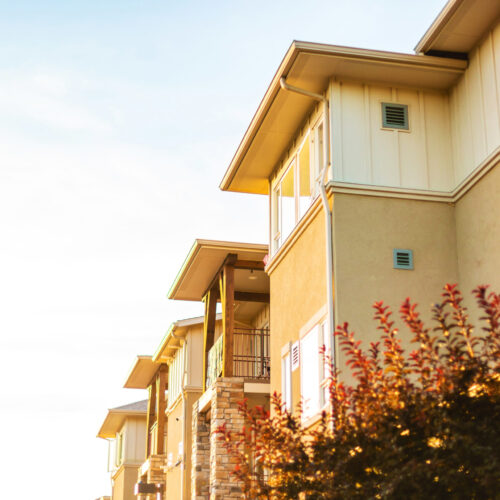 Multi-Family Homes Featuring Townhomes Ranch-Level and Multi-Level Residences Western USA Photo Series Western USA Housing Multi-Family Homes Featuring Townhomes Ranch-Level and Multi-Level Residences (Shot with Canon 5DS 50.6mp photos professionally retouched - Lightroom / Photoshop - original size 5792 x 8688 downsampled as needed for clarity and select focus used for dramatic effect)