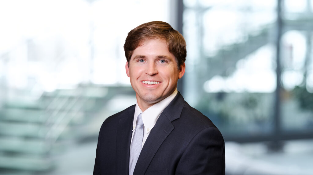 Headshot of Brett Murphy